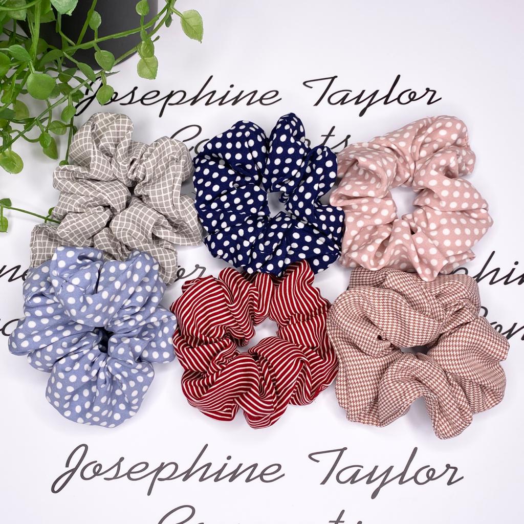 Twin pack blue & grey poka dot scrunchies